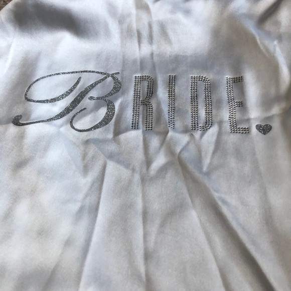 Victoria’s Secret I Do Silky Bride Bridal White Crystal Robe - Picture 3 of 4